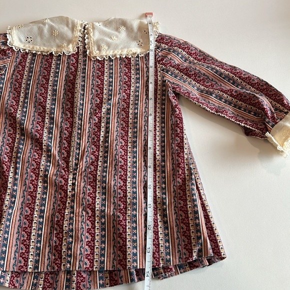 Striped Long Sleeve Baby Dress with Lace Collar - handmade - Picture 7 of 7